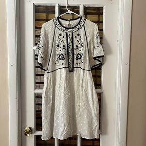 White embroidered Zara tent dress